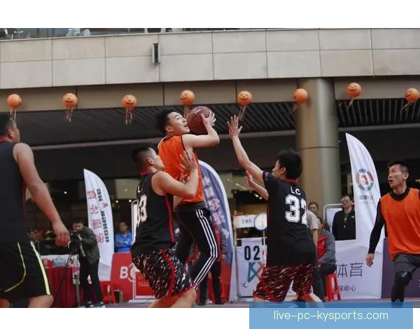 篮球赛事直播企鹅助力精彩对决全程高清呈现激战不断篮球迷不容错过